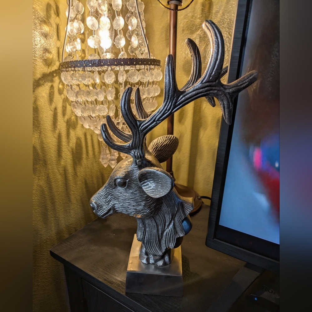 Metallic Deer Head Decor